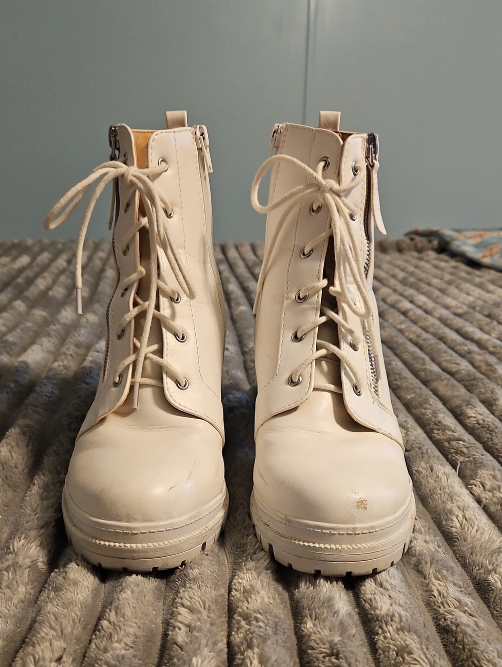 Womenβs Cream Lace-Up Combat Boots